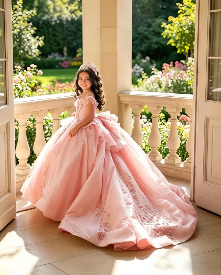 Sunnypetal Luxury Glitter Tulle Off-Shoulder Ball Gown Flower Girl Dress with Train