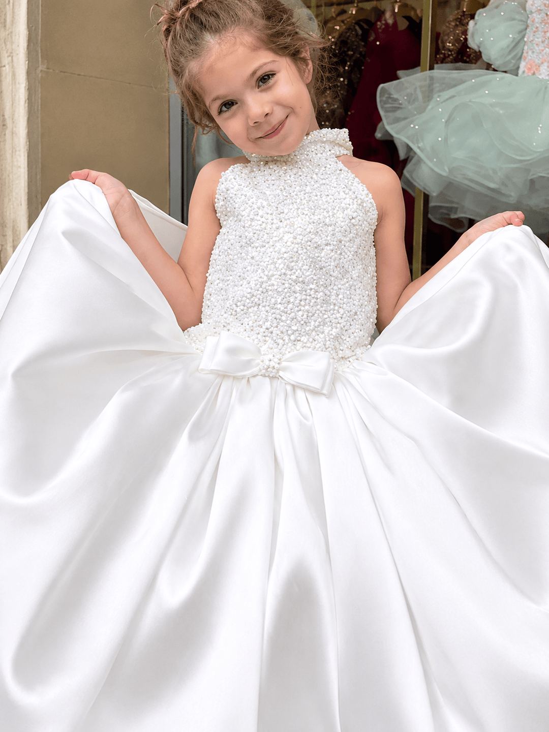 Sunnypetal Luxury Ivory Satin Flower Girl Dress with Embellished Bodice &amp; Oversized Bow