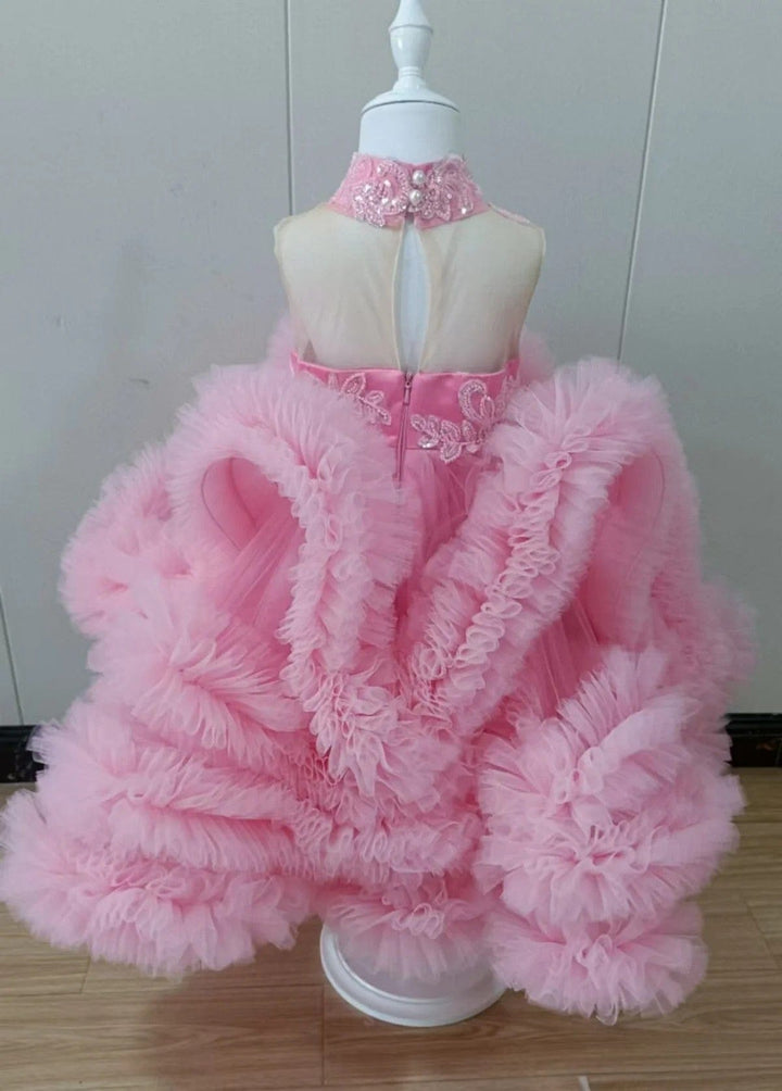 Sunnypetal Luxury Pink Ruffled Tulle Flower Girl Dress with Beaded Lace Appliques