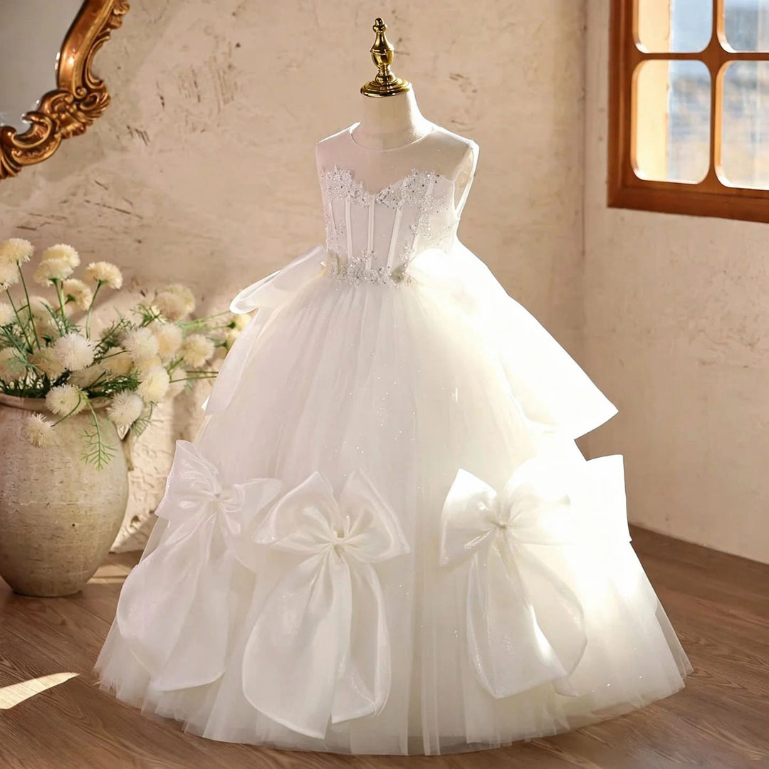 Sunnypetal Luxury White Tulle Princess Flower Girl Dress with Beaded Applique &amp; Elegant Bow