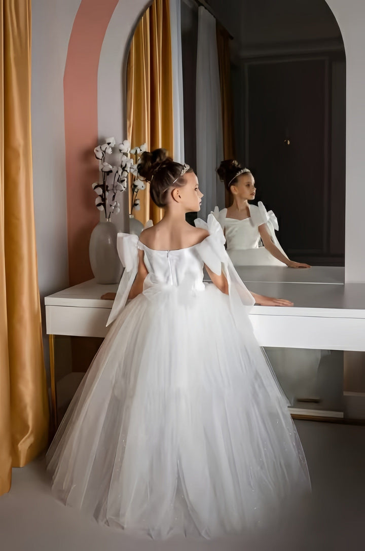 Sunnypetal Off Shoulder Glitter Flower Girl Dresses Long Tulle Bows First Communion Gown