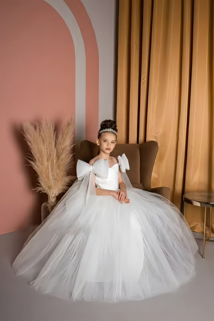 Sunnypetal Off Shoulder Glitter Flower Girl Dresses Long Tulle Bows First Communion Gown