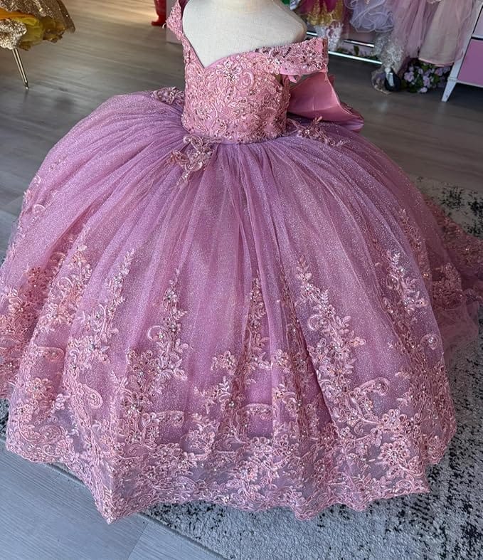 Sunnypetal Off Shoulder Sweetheart Lace Tulle Flower Girl Pageant Dress with Bow