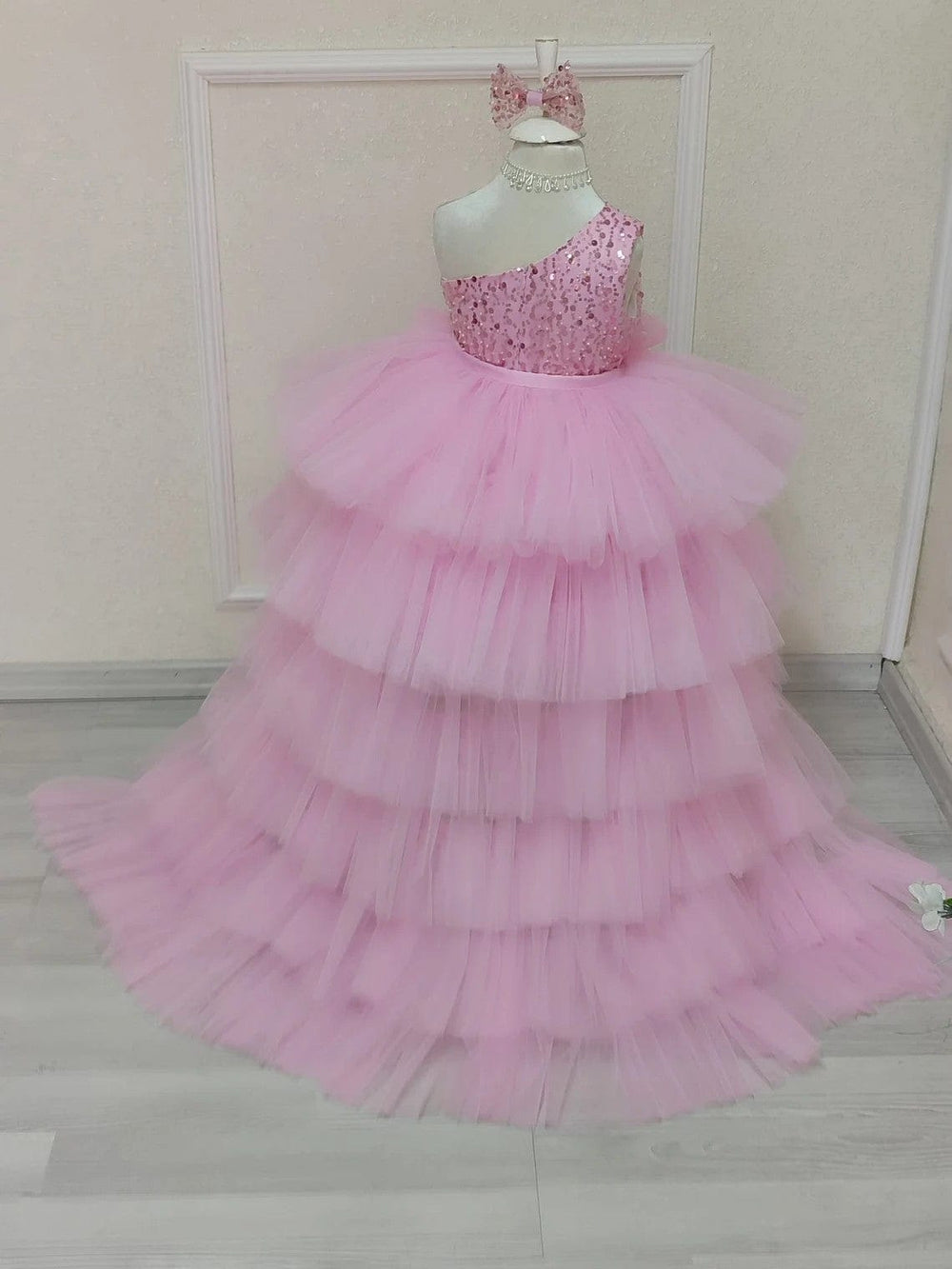 Sunnypetal One Shoulder Pink Tulle Birthday Girl Dress Fluffy Tutu Dress with Train