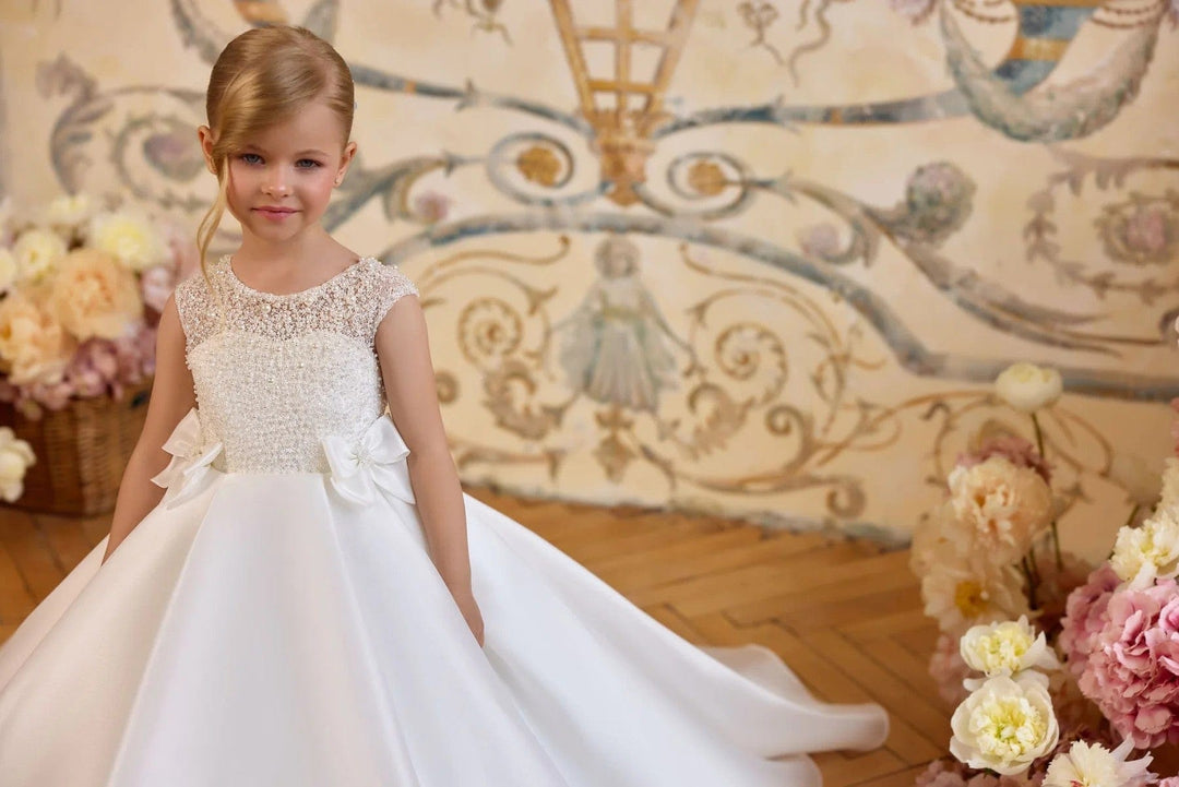 Sunnypetal Pearl-Embellished Ball Gown Flower Girl Dress with Satin Bow