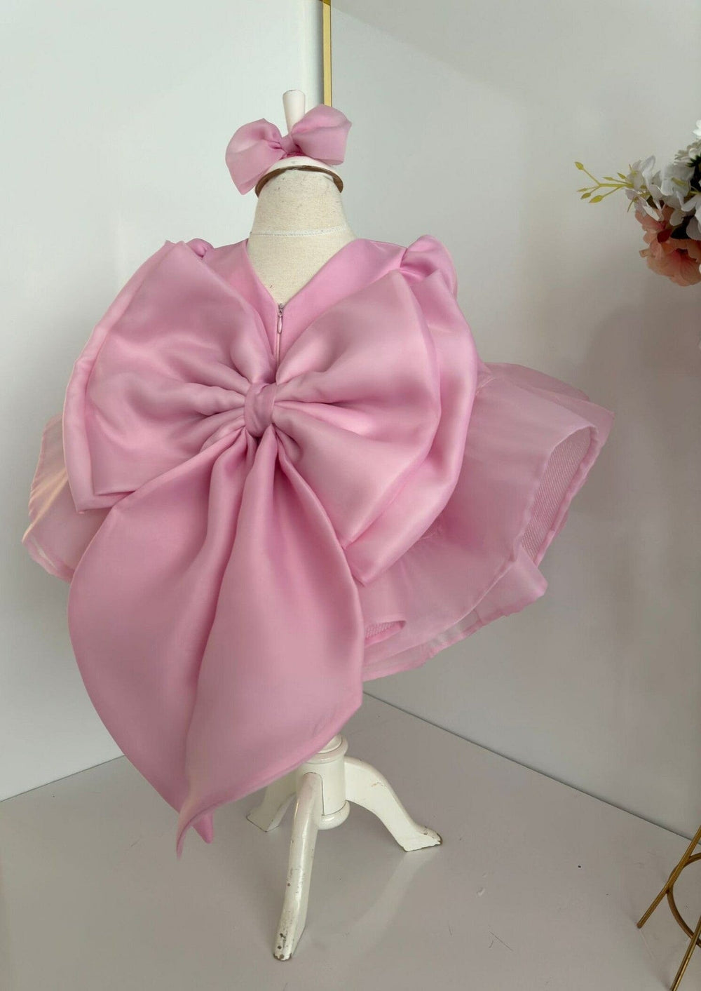 Sunnypetal Pink Puffy Tulle Knee-Length Baby Girl Fairy Dress with Big Bow