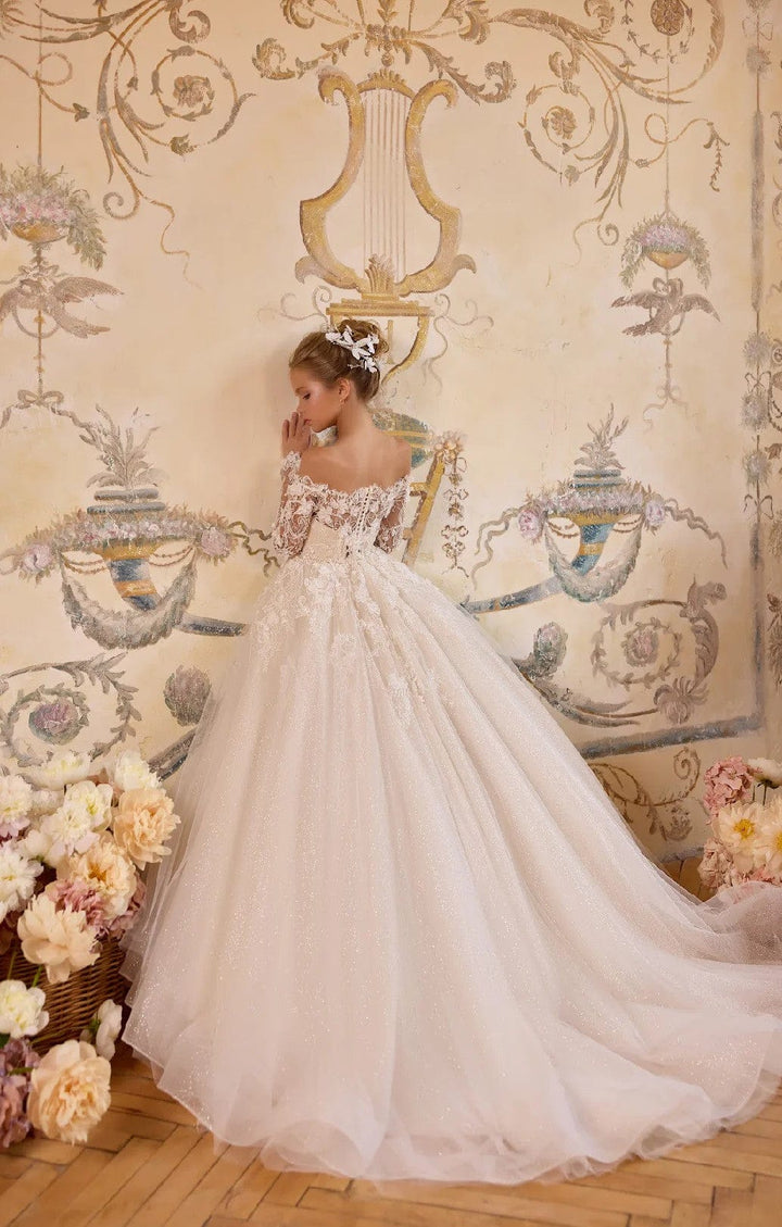 Sunnypetal Princess Off-the-Shoulder Tulle First Communion Dress with Lace & Pearls