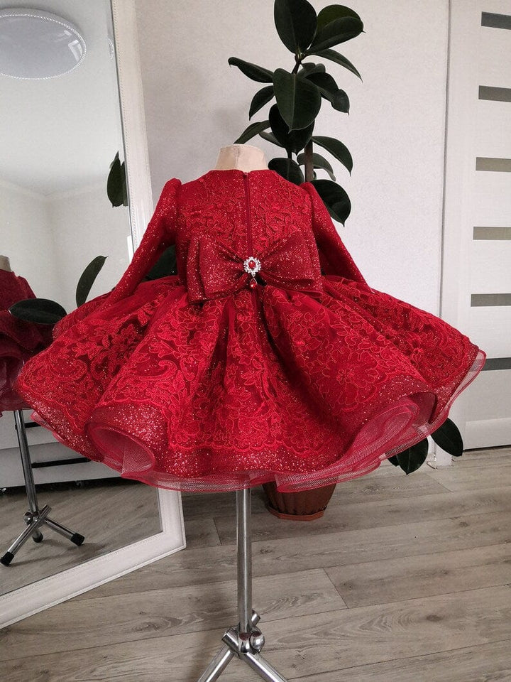 Sunnypetal Red Lace Sparkling Knee-Length Flower Girl Dresses with Bow