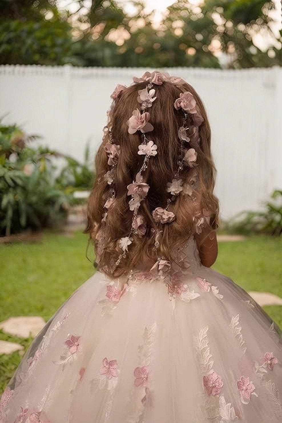 Sunnypetal Romantic Blush Floral Lace Tulle Flower Girl Ball Gown