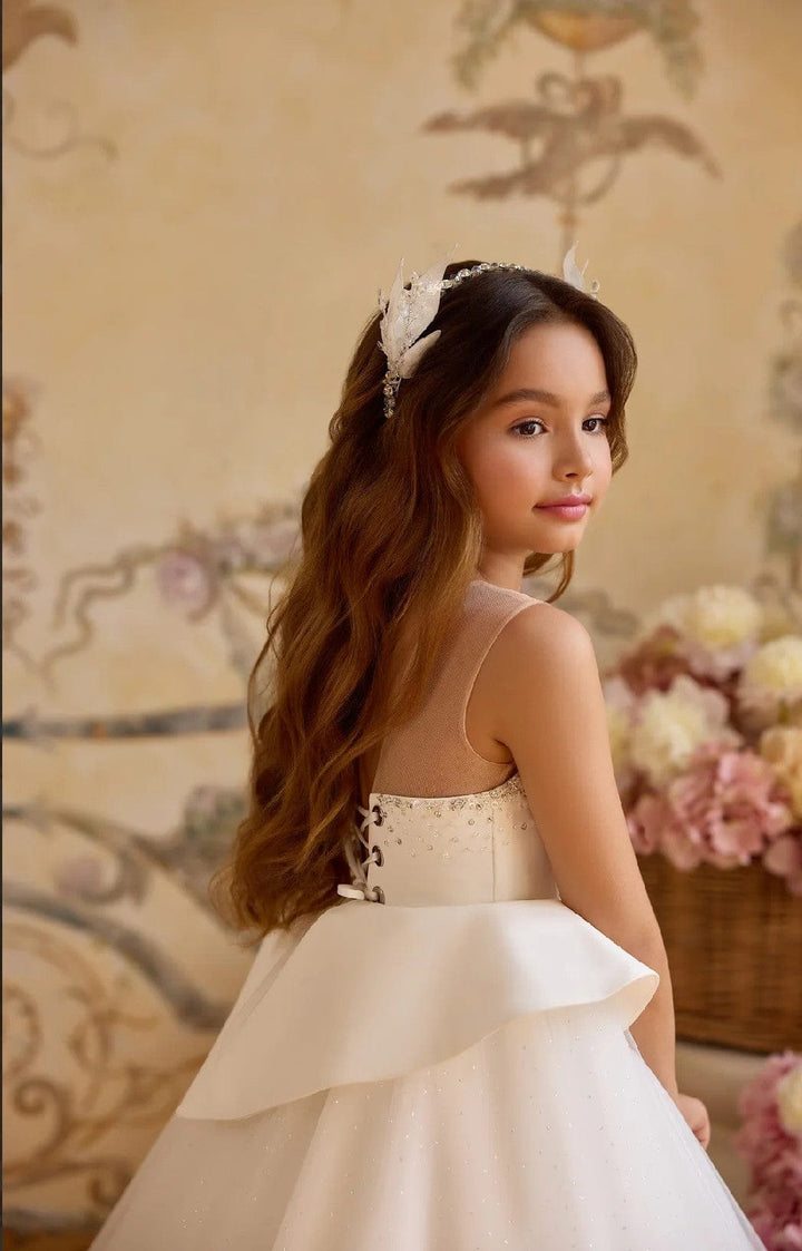 Sunnypetal Sleeveless Ivory Tulle Princess Flower Girl Dresses