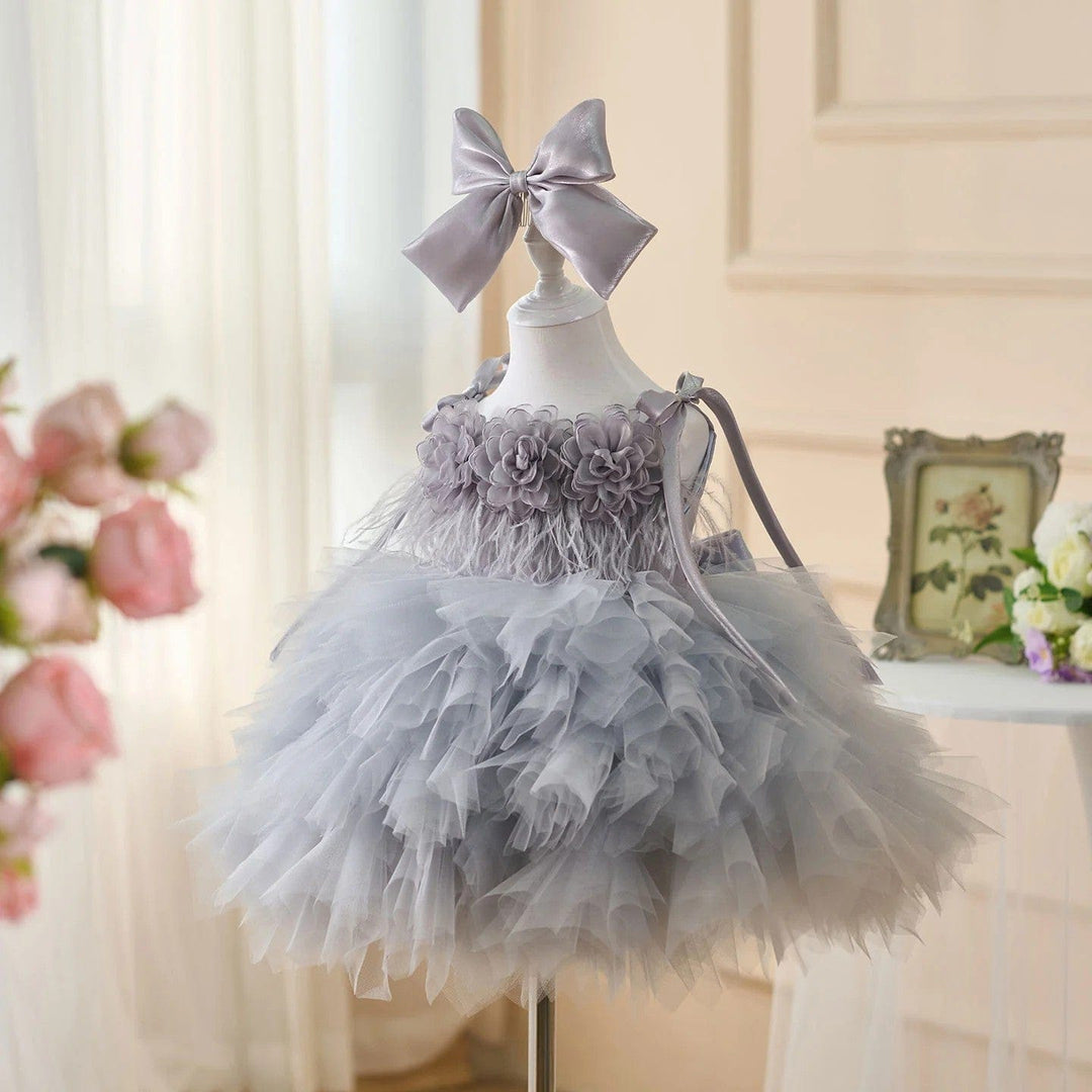 Sunnypetal Sleeveless Layered Tulle Flower Girl Dress with 3D Flowers and Bow