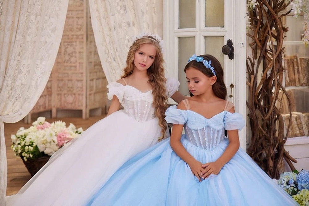 Sunnypetal Spaghetti Straps Sequins Bodice Soft Tulle Flower Girl Dresses for Formal Occasions