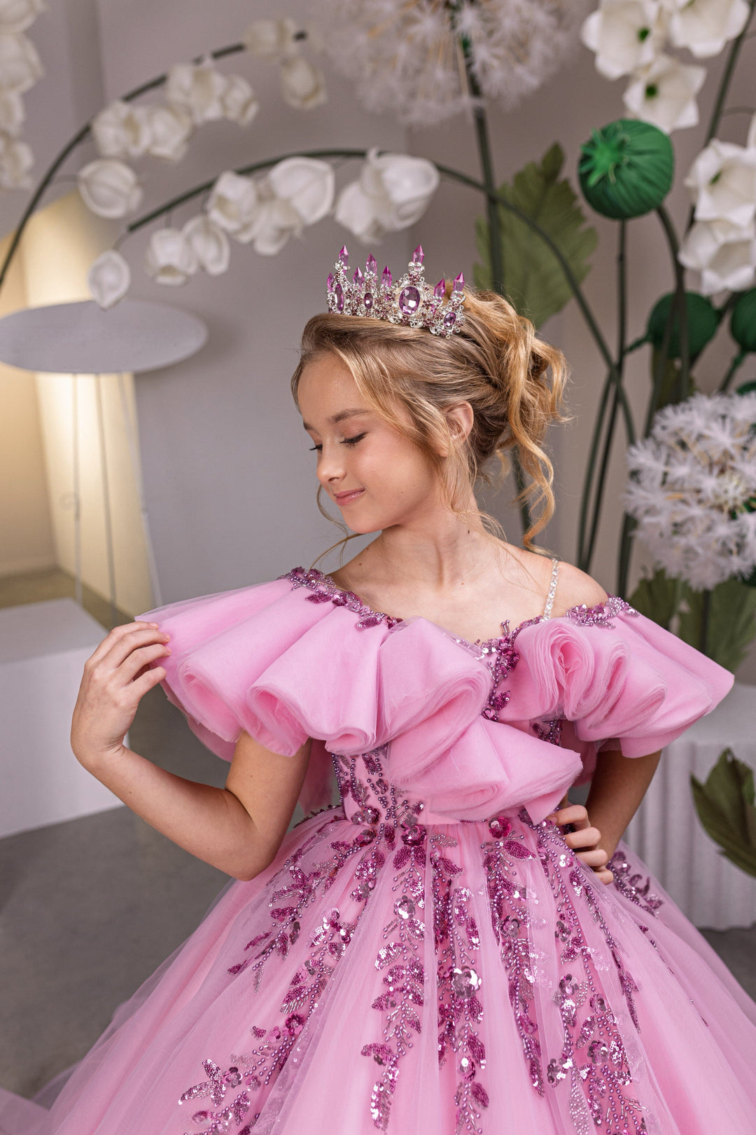 Sunnypetal Sweet Pink Off-Shoulder Ruffle Tulle Princess Flower Girl Ball Gown