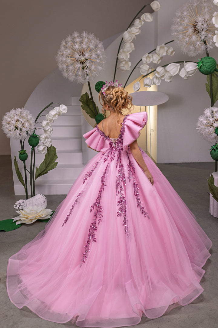 Sunnypetal Sweet Pink Off-Shoulder Ruffle Tulle Princess Flower Girl Ball Gown