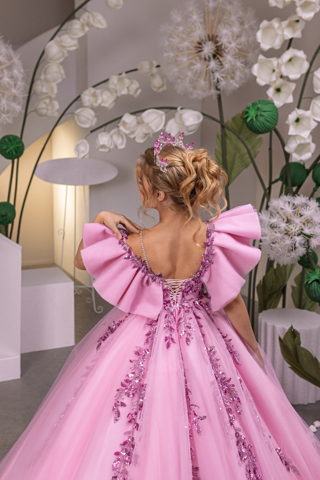 Sunnypetal Sweet Pink Off-Shoulder Ruffle Tulle Princess Flower Girl Ball Gown