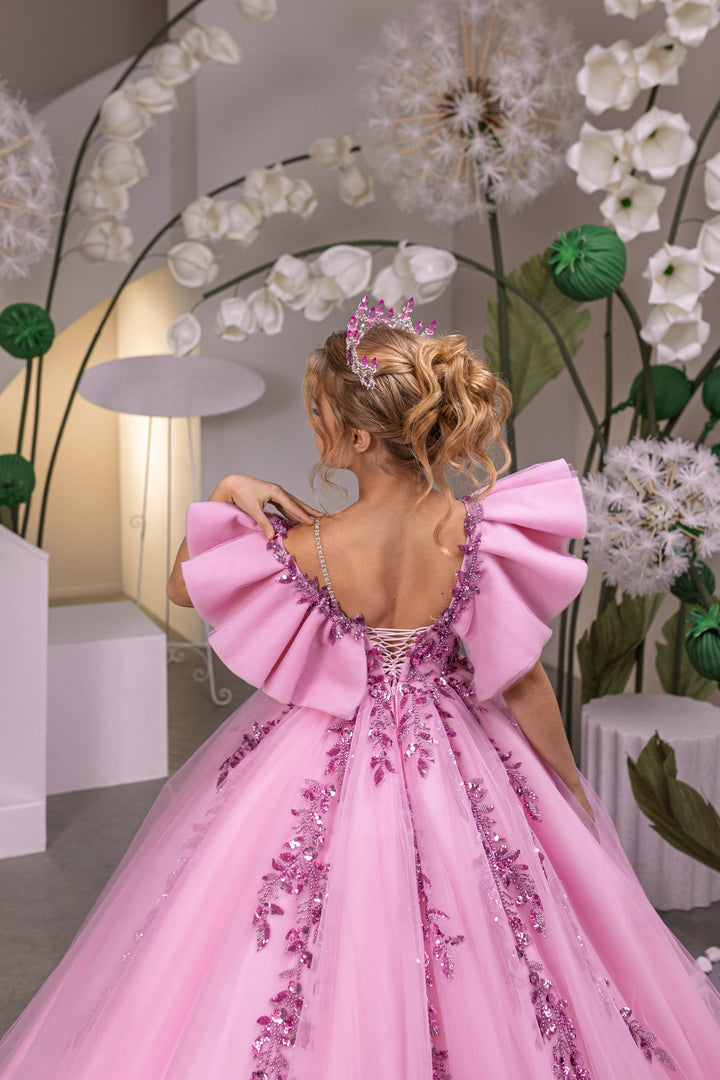 Sunnypetal Sweet Pink Off-Shoulder Ruffle Tulle Princess Flower Girl Ball Gown