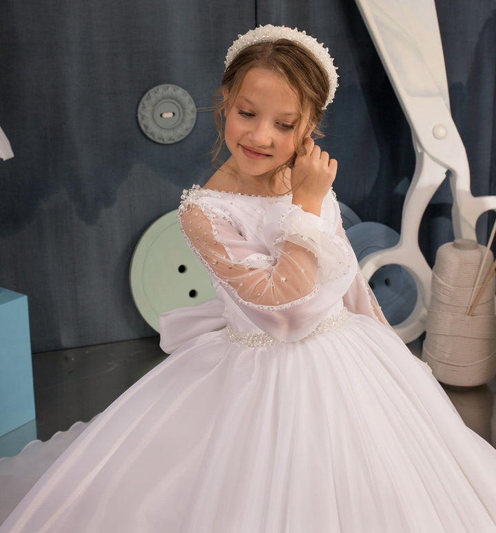 Sunnypetal White Ball-Gown Tulle Long Sleeves Flower Girls Dress With Jewel Bow