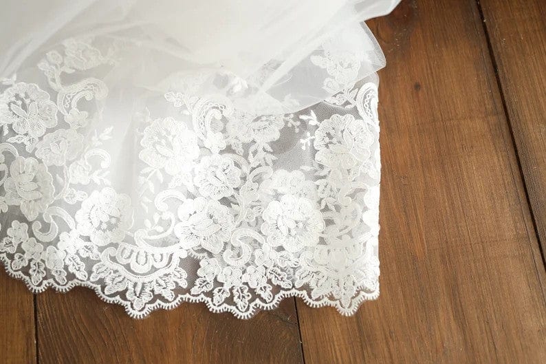 Sunnypetal  White Christening Gowns Newborn Girl Baptism Dress