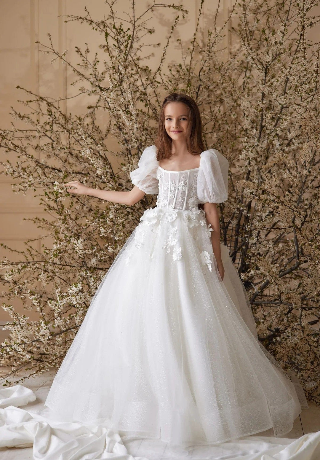 Sunnypetal White Glitter Tulle Flower Girl Dress with Embroidered Floral Lace