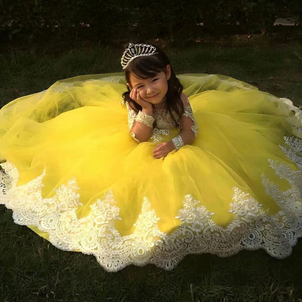 Sunnypetal Yellow Lace Long-Sleeve Princess Flower Girl Ball Gown with Bow Train