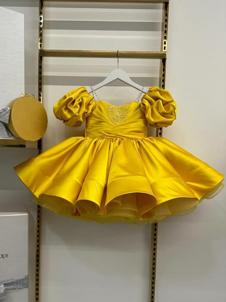 Yellow / 3m Sunnypetal Adorable Puff Sleeves Satin Flower Girl Dress Sage Green Knee-Length Ball-Gown for Kids